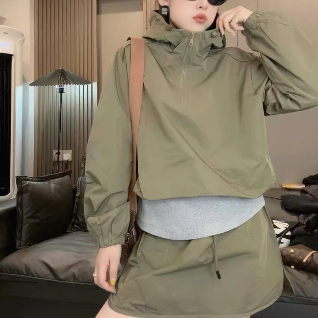 早秋新款时尚休闲极简少女风假两件工装上衣十遮臀短裙微胖套装