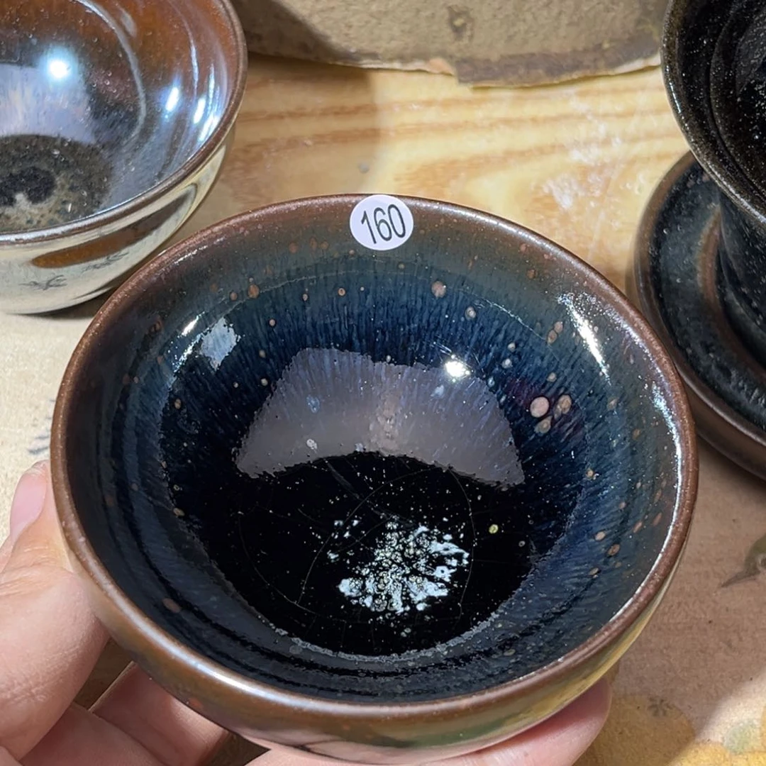 茶盏义兴龙窑坚持真柴烧