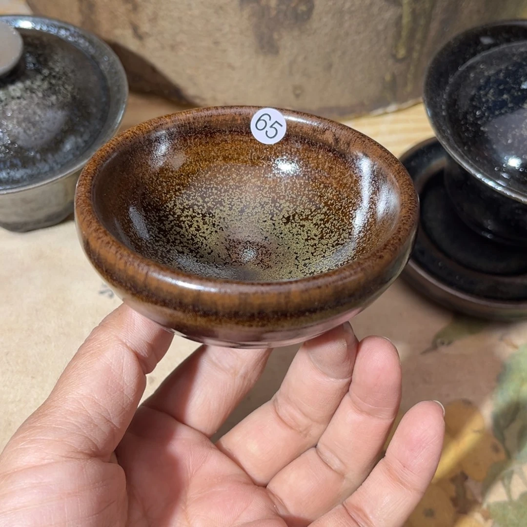 茶盏义兴龙窑坚持真柴烧