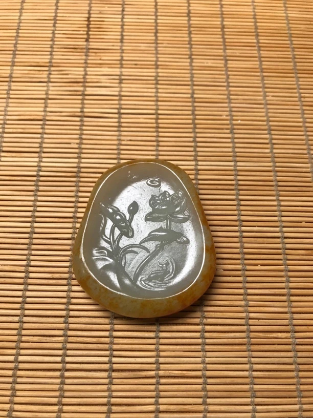 新疆和田玉一品清廉荷花55克