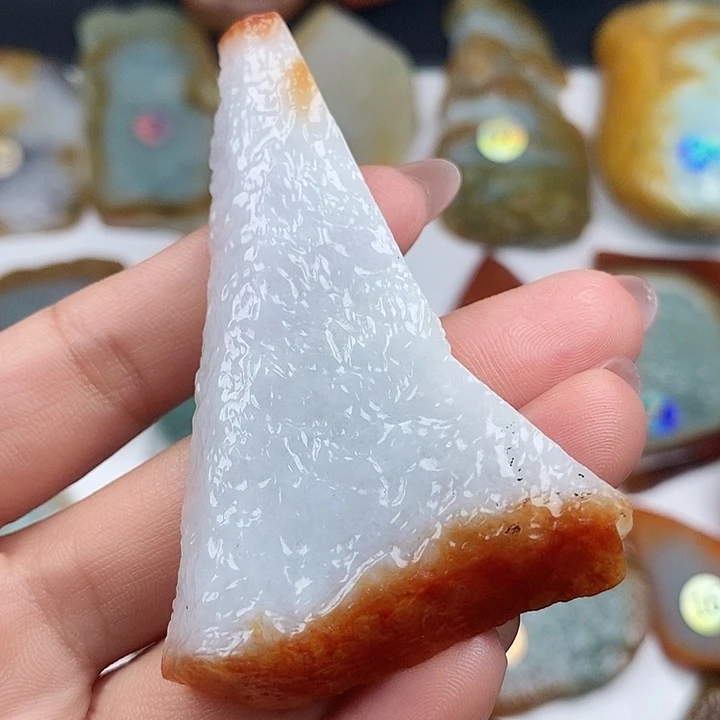 颈饰未镶嵌翡翠天然