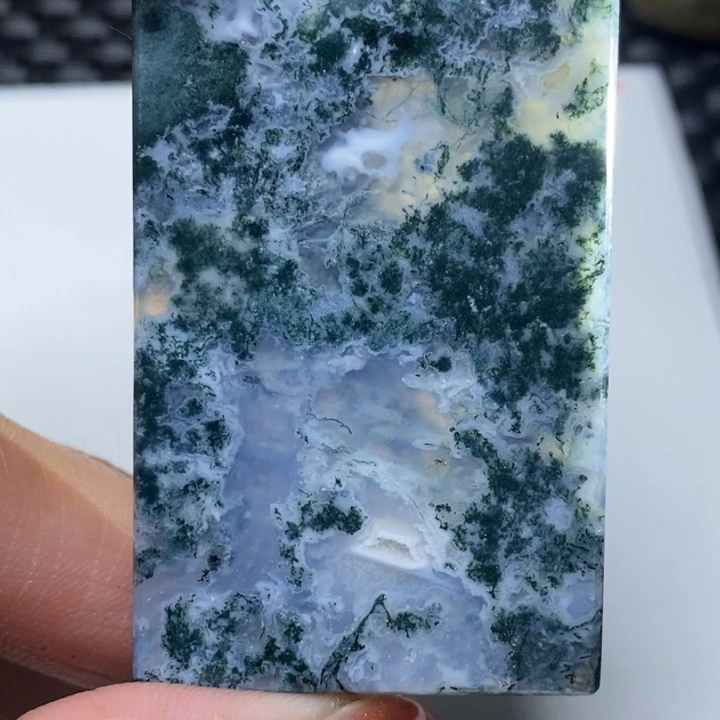 玛瑙/玉髓颈饰未镶嵌丝**缘