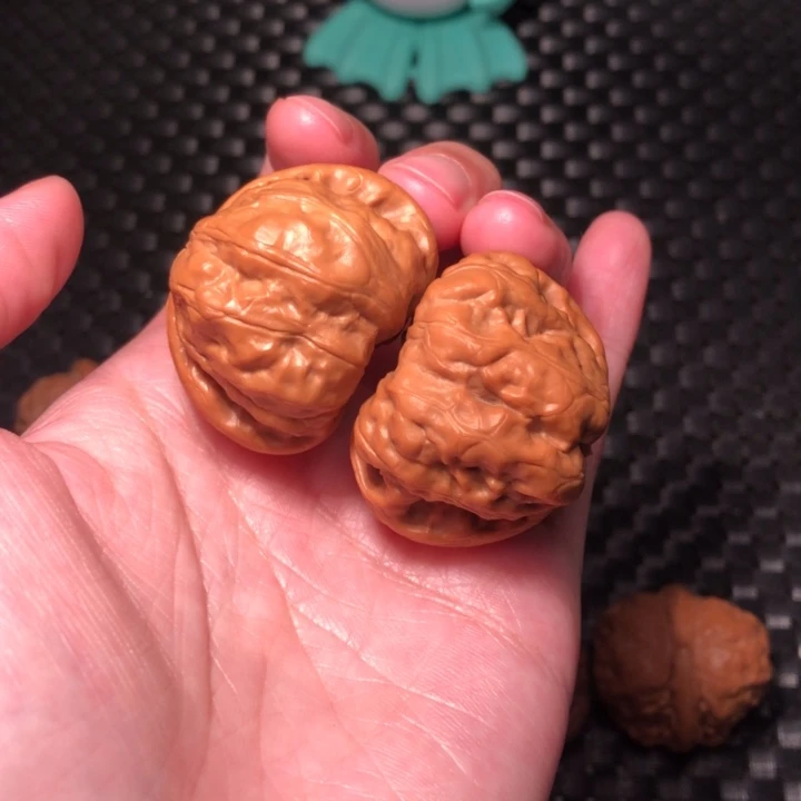 文玩核桃把件哦*蛤蟆