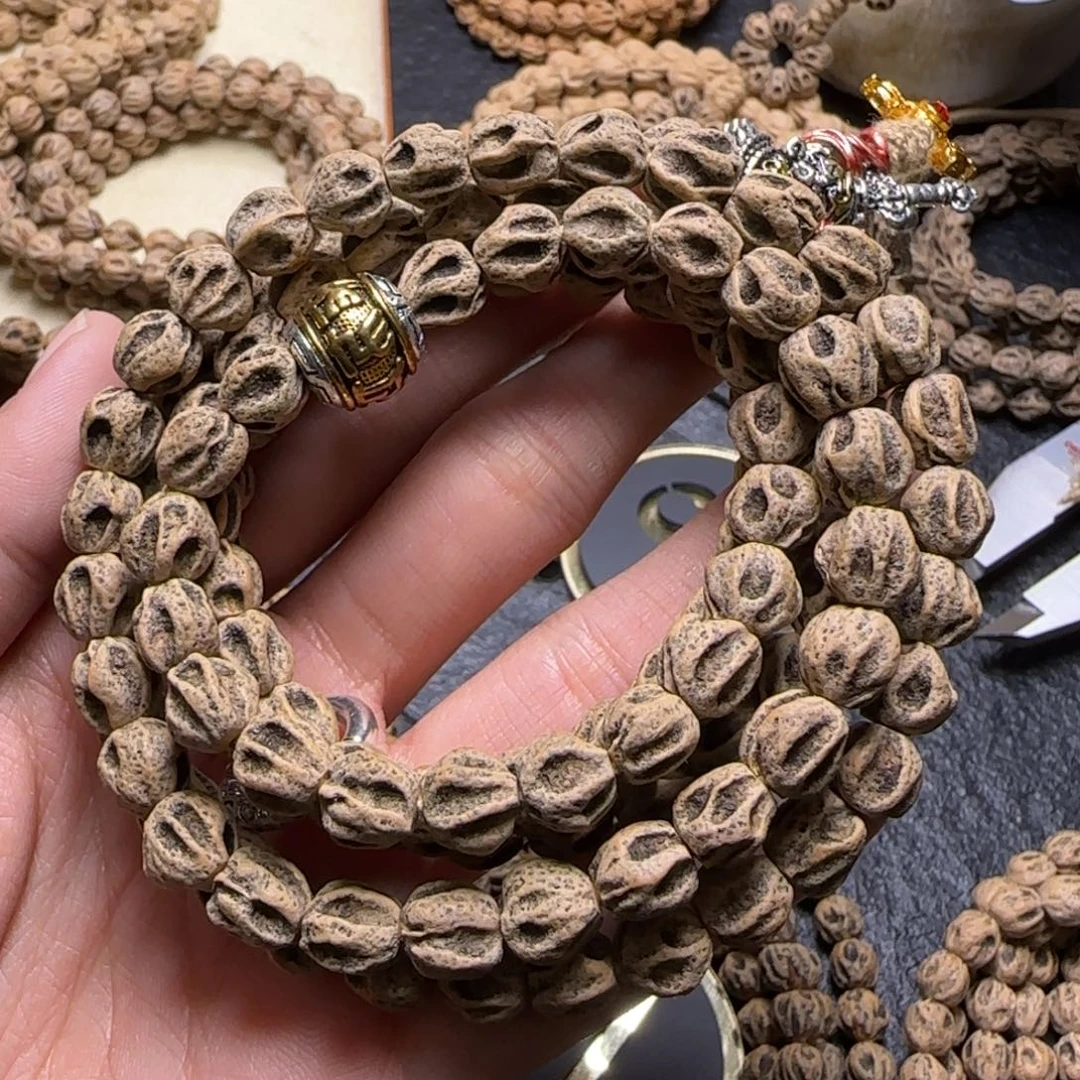 用***4柏香籽/百香籽吊坠