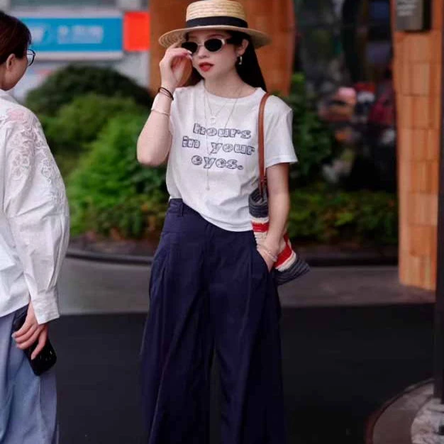 潮牌高级感字母印花短袖t恤女夏季新款正肩休闲显瘦减龄纯棉上衣