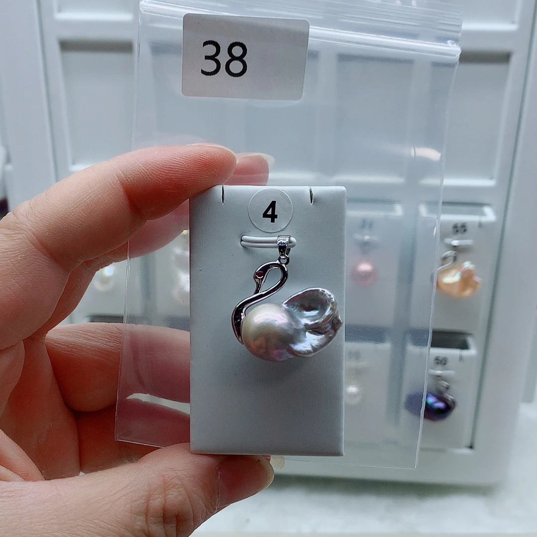 淡水珍珠吊坠(不含链)合金