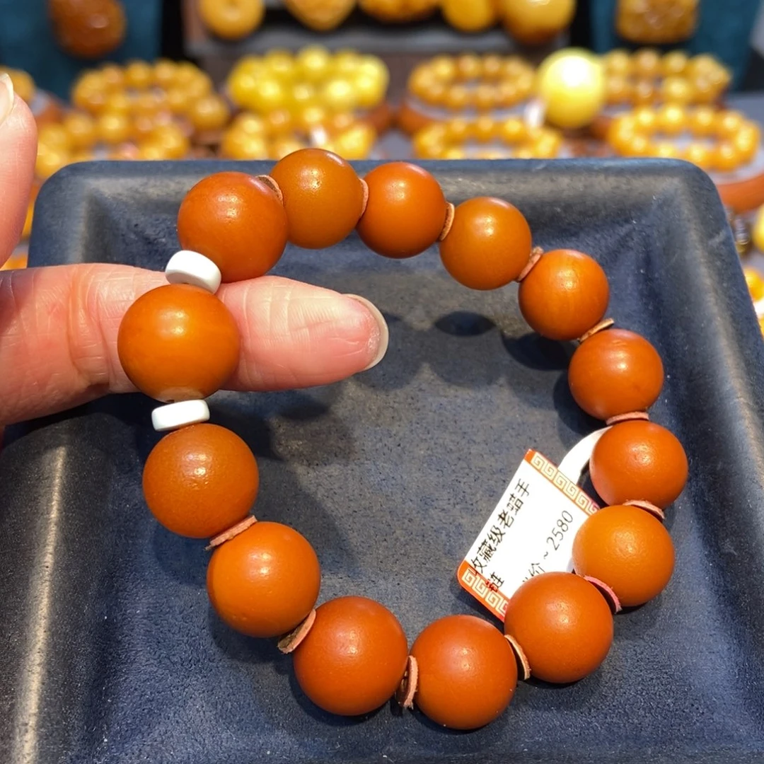 琥珀未镶嵌手链蜜蜡