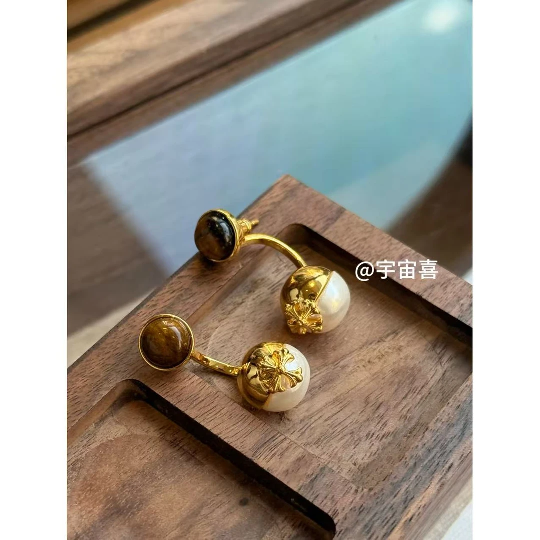 铜合金大理石耳饰 I1-427【前后虎虎圆片坠米子花贝珠耳钉】