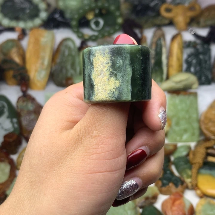 岫岩河磨玉（透闪石质玉）扳指未镶嵌