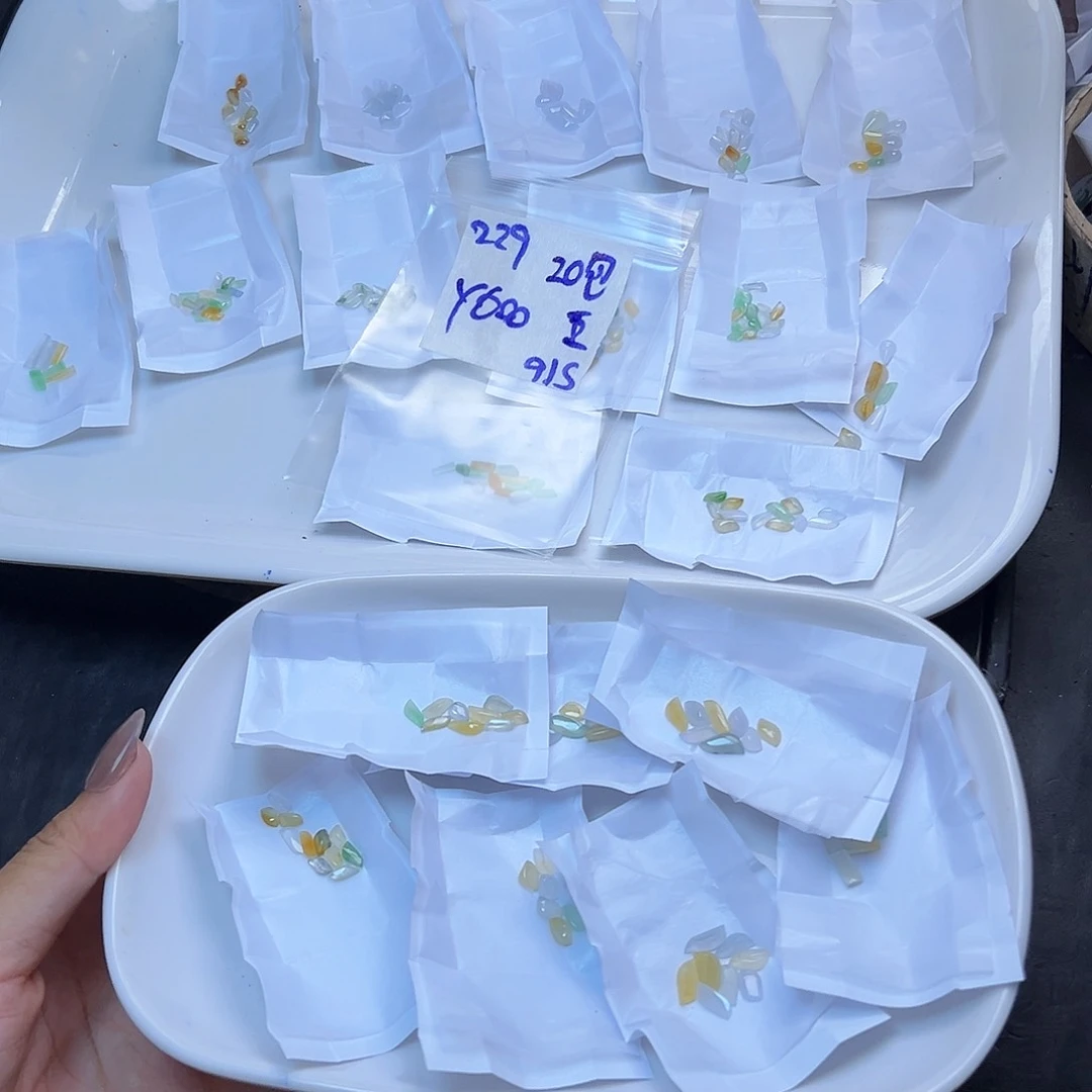 【闪购商品】未镶嵌定制翡翠五*