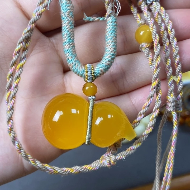 未镶嵌琥珀裸石葫芦