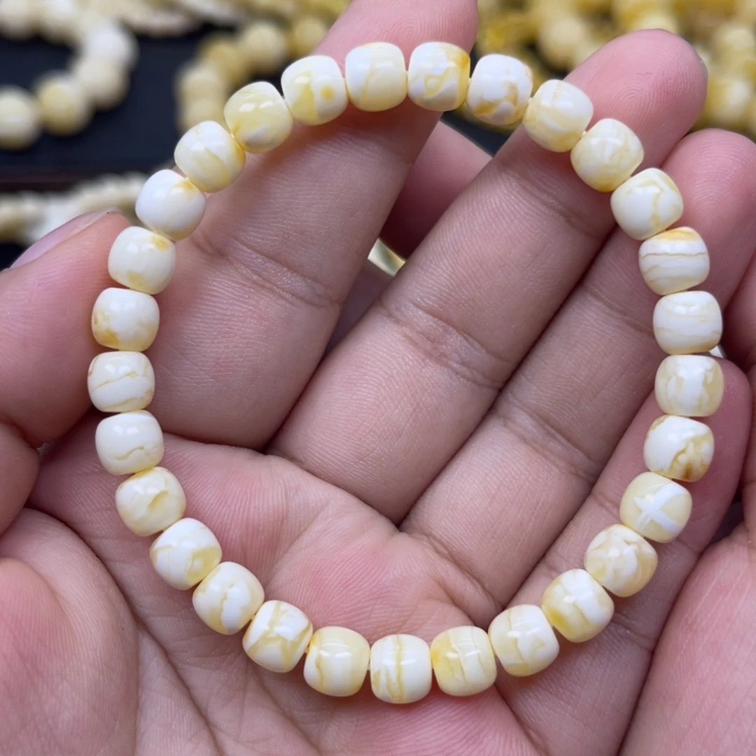 未镶嵌琥珀珠宝奇石