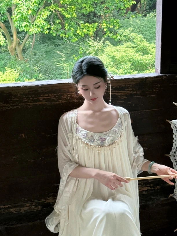 【花盈】新中式重工刺绣贝壳钉珠夏季人丝吊带裙仙气温柔感