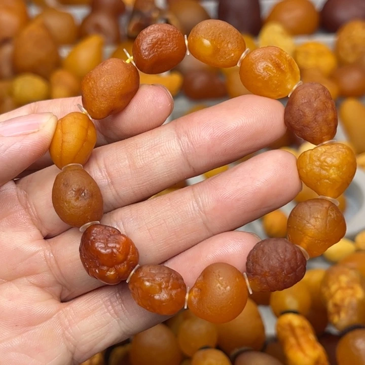 琥珀未镶嵌裸石天然蜜蜡手串