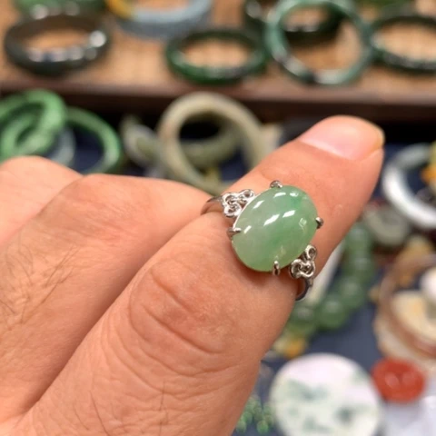 【闪购商品】颈饰未镶嵌翡翠