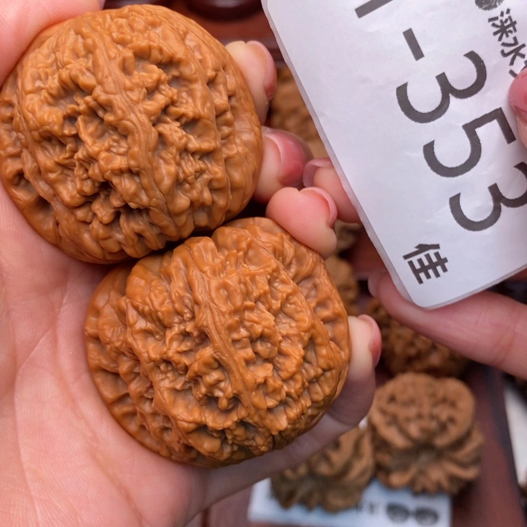 文玩核桃把件44粗筋