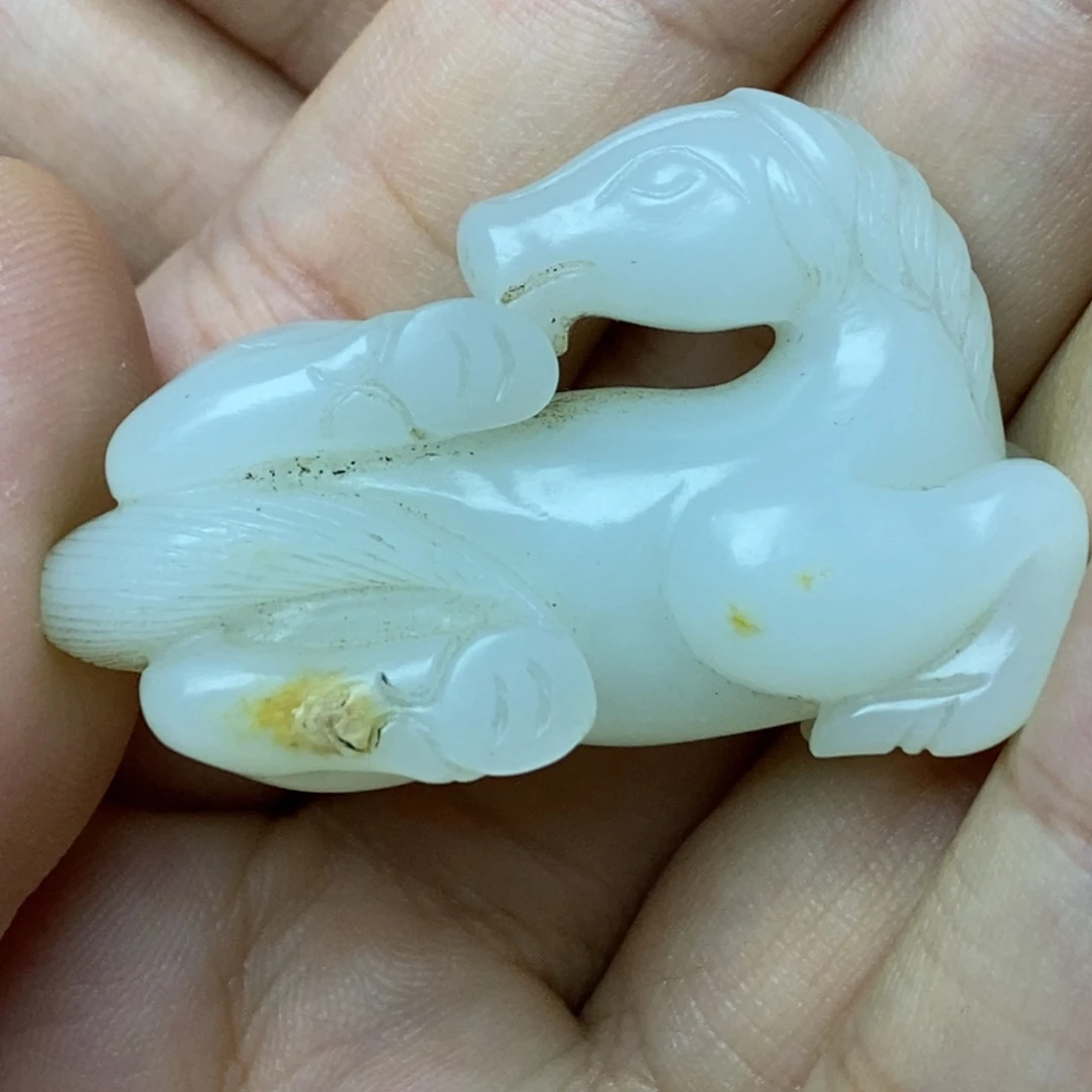 和田玉未镶嵌挂件羊脂玉马