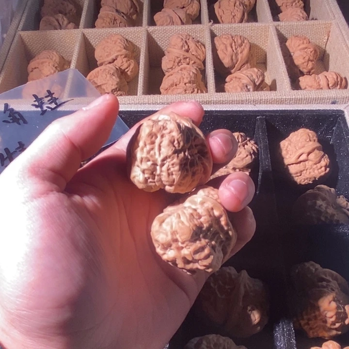 0***号文玩核桃吊坠蛤蟆头