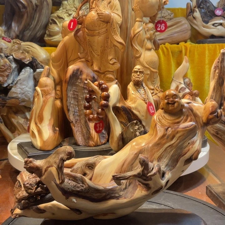 柏木（崖柏）   弥勒