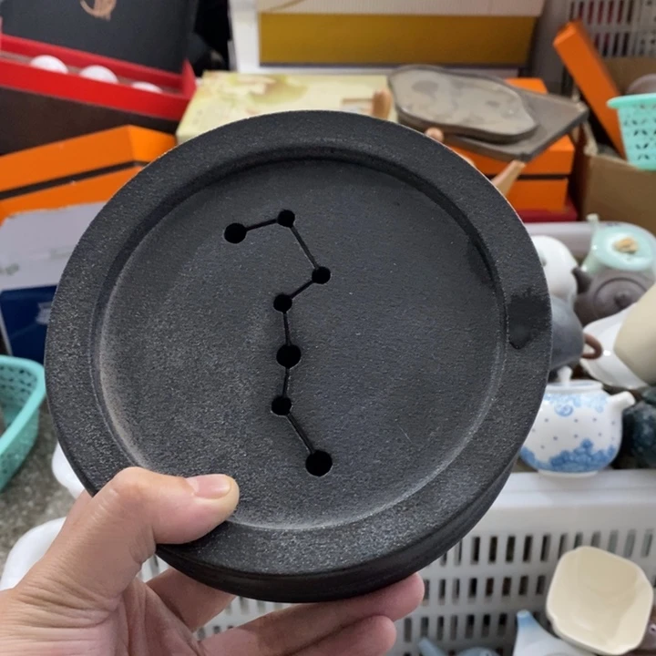 陶瓷艺术品及陶瓷壶