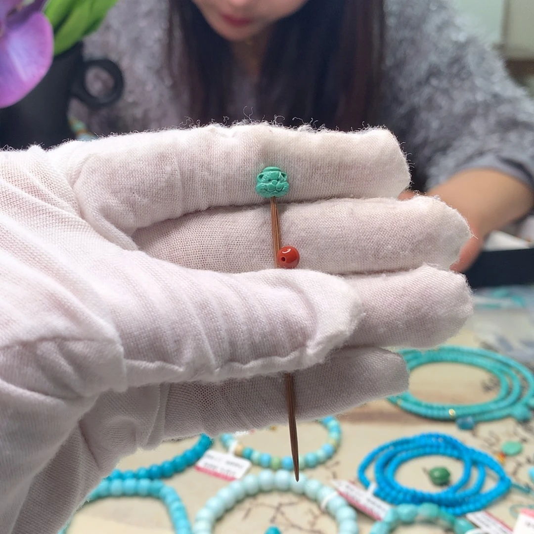 勤***儿南红玛瑙未镶嵌配饰