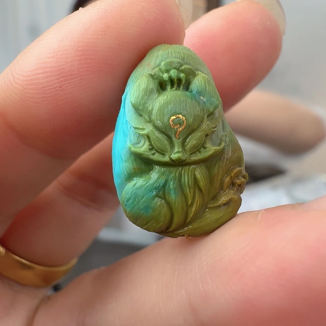 绿松石未镶嵌珠宝奇石