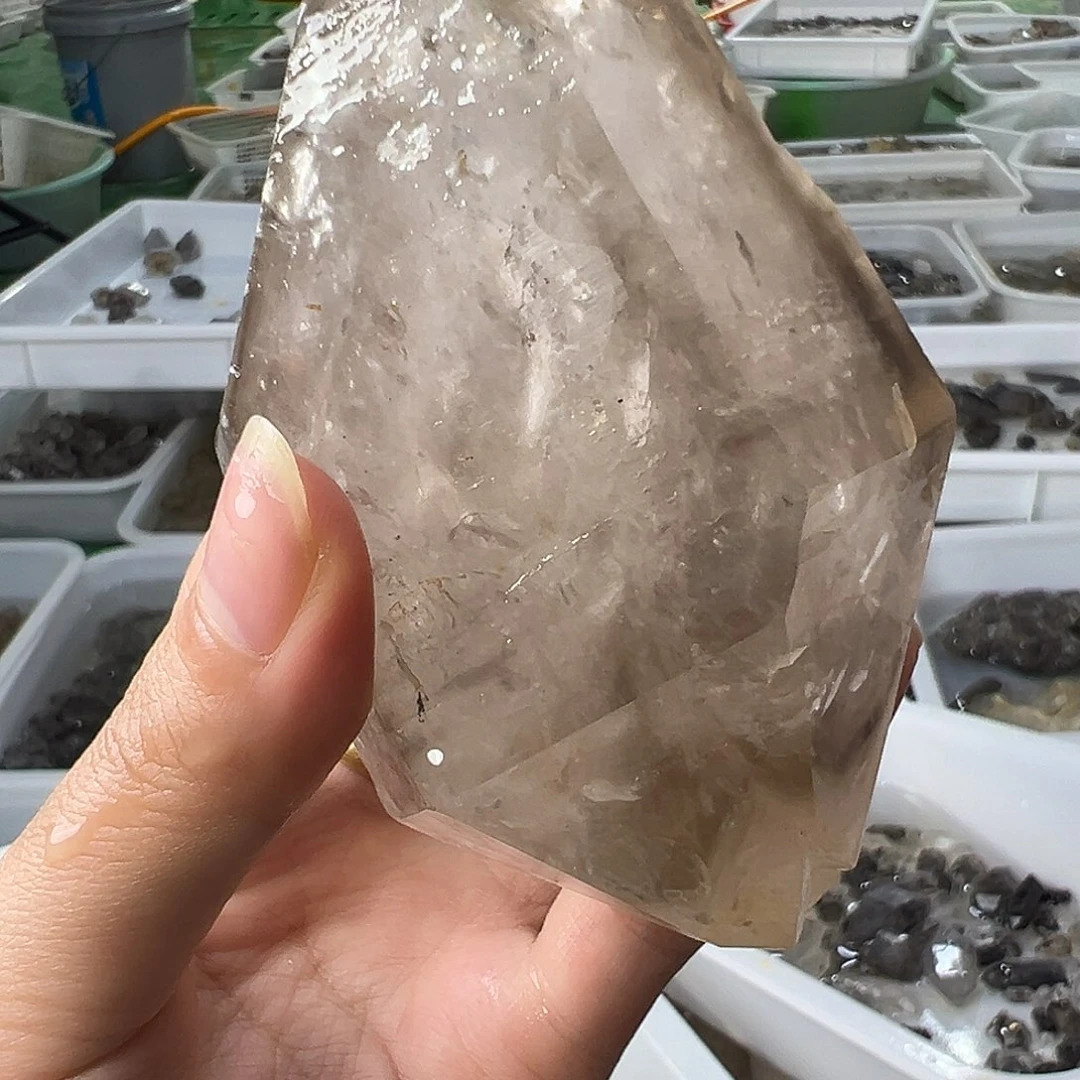 卜***人水晶珠宝半成品未镶嵌144