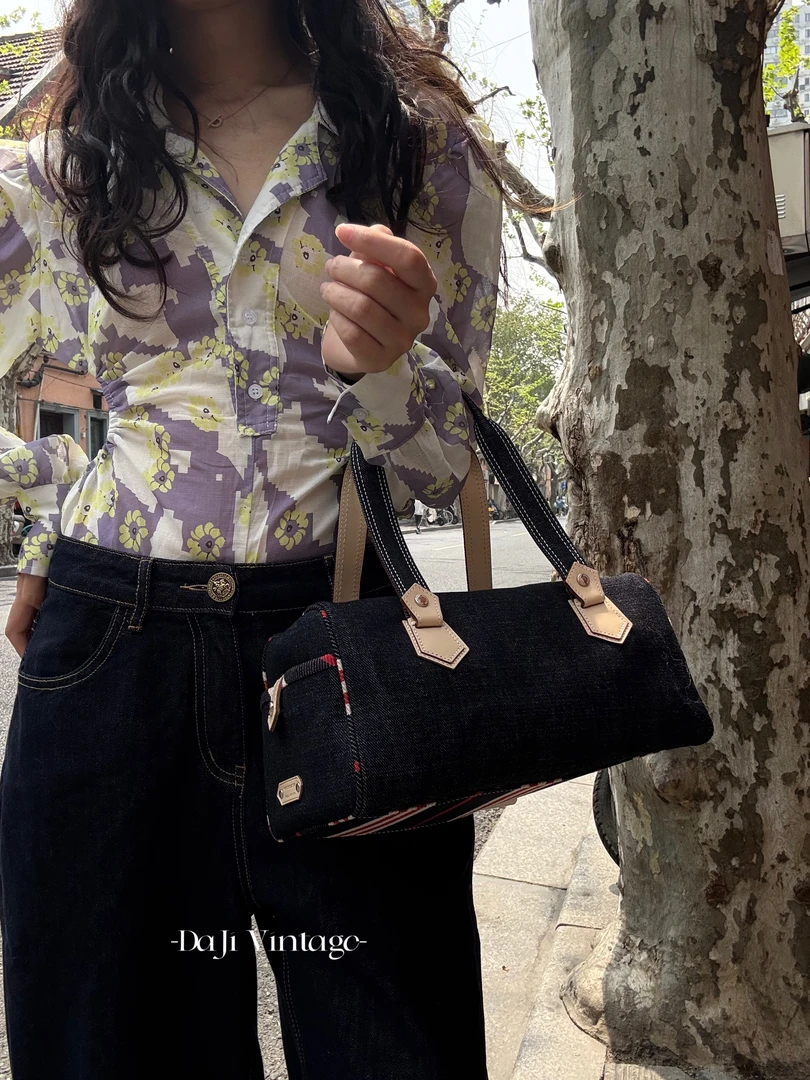 99新 BURBERRY/博柏利 大吉/sh/Burberry博柏利丹宁波士顿手提包