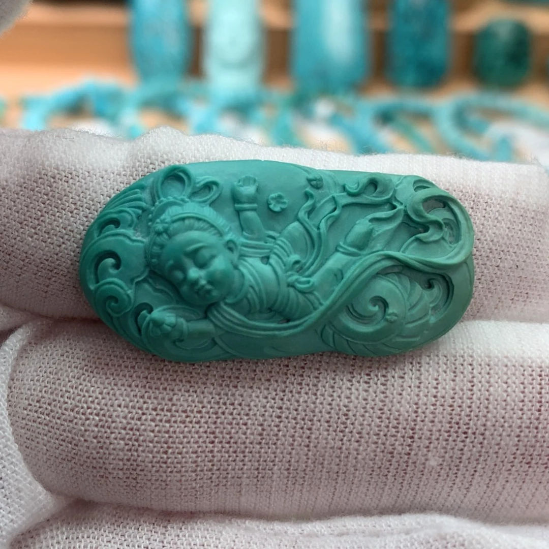 绿松石未镶嵌珠宝奇石