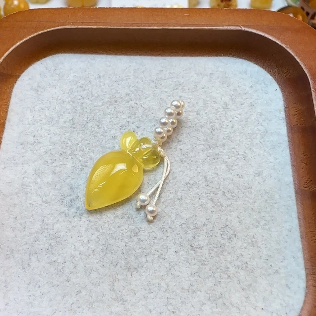 裸石琥珀未镶嵌定制