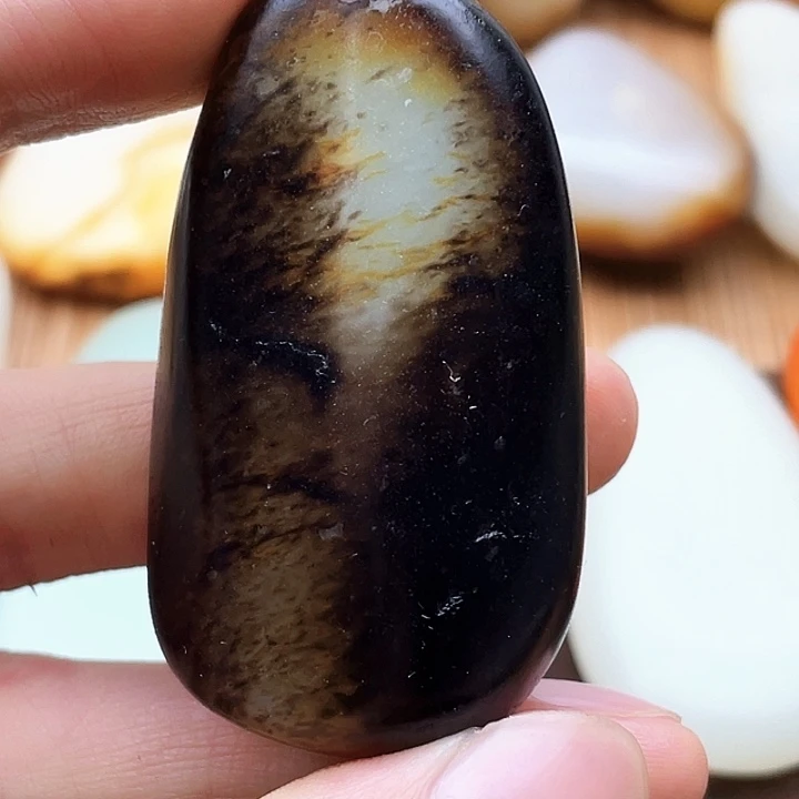 和田玉未镶嵌挂件弯***河