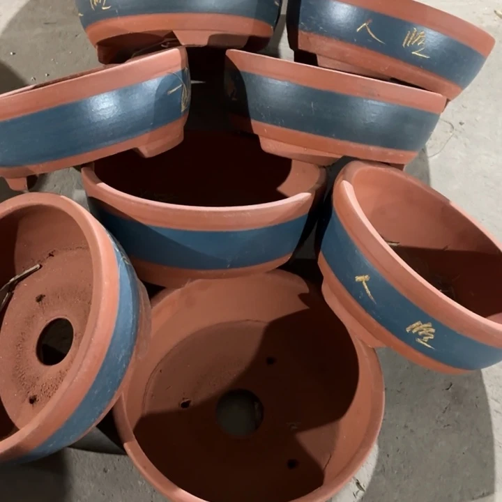 紫砂花盆100-8。