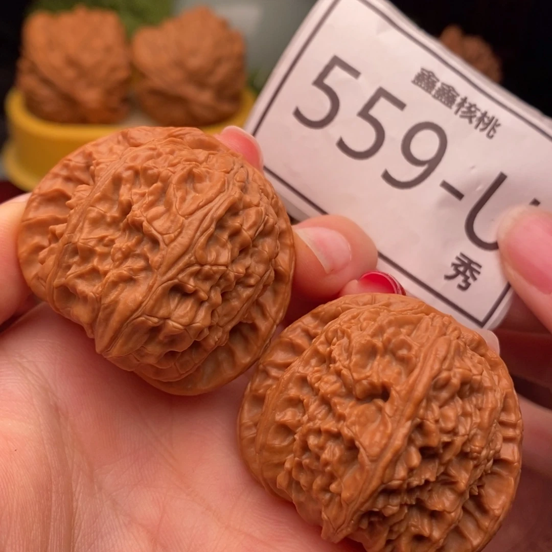 把件桃核白狮子42……
