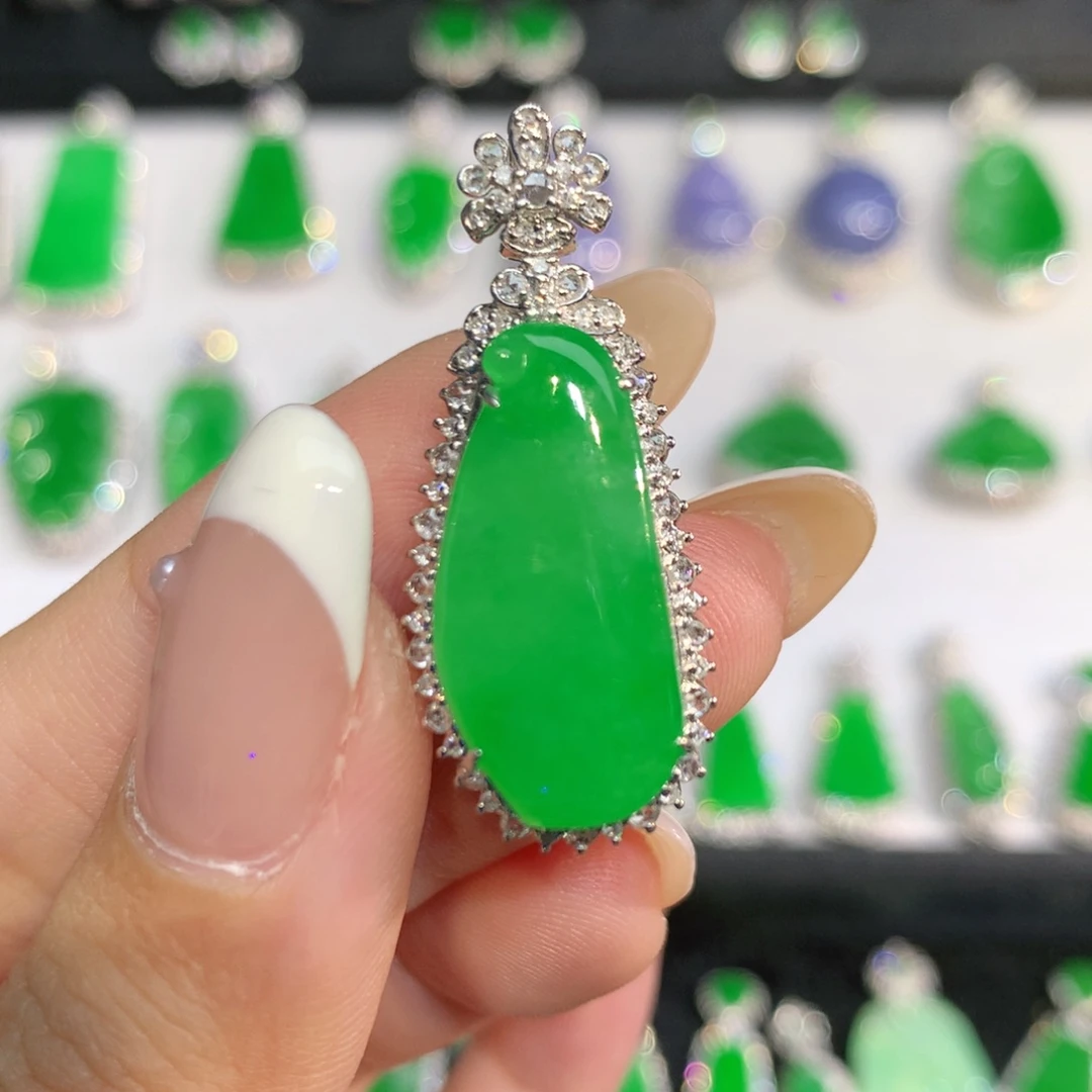 翡翠18K金镶嵌吊坠(不含链)