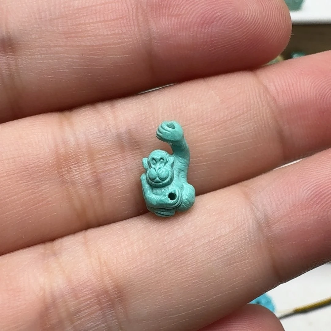 请***隋绿松石未镶嵌长臂猿