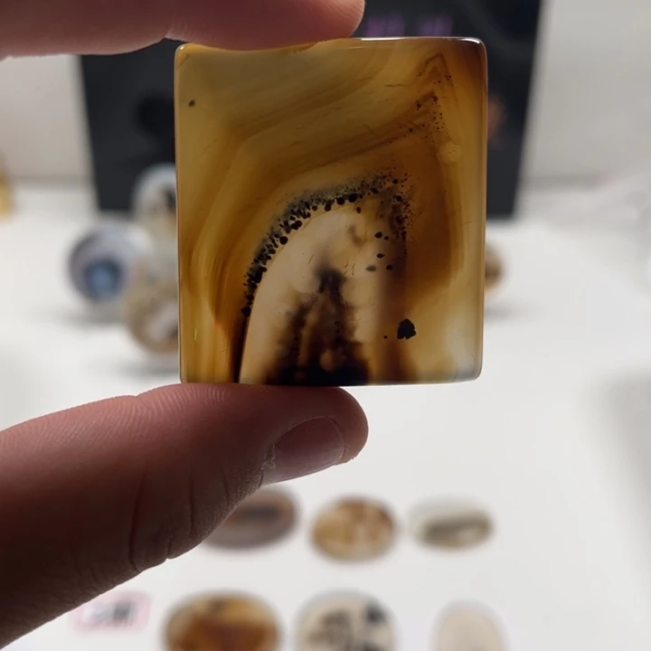 玛瑙/玉髓未镶嵌吊坠(不含链)