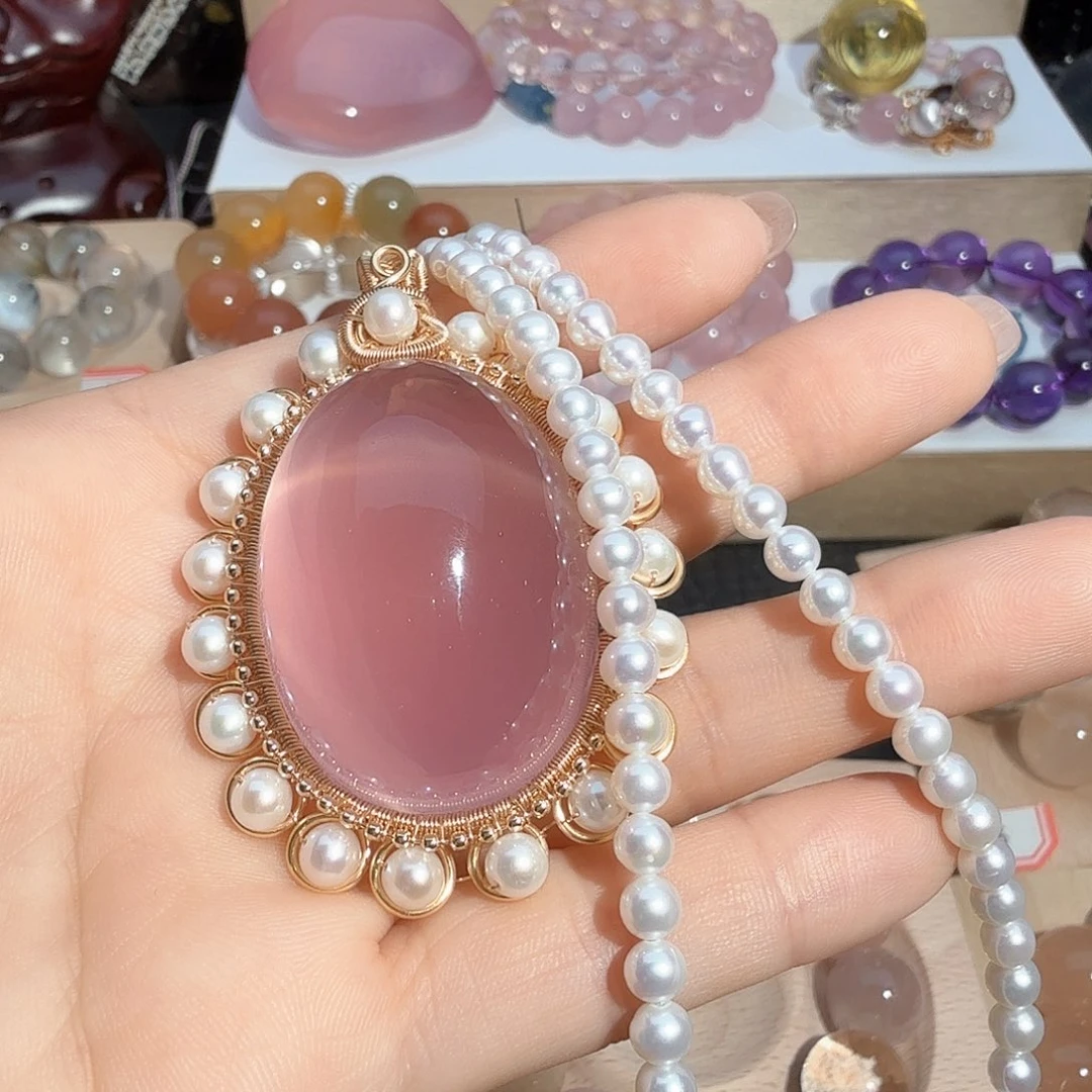 水晶珠宝半成品未镶嵌大****。
