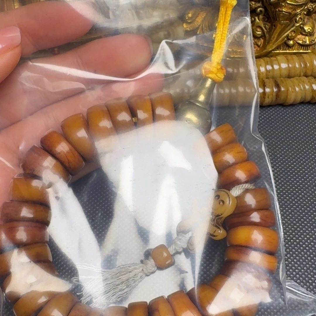 轩***厂泥塑泥塑藏式手串