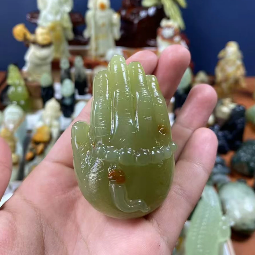 岫玉一念手把件,俏色巧雕,心想事成,精品好货.