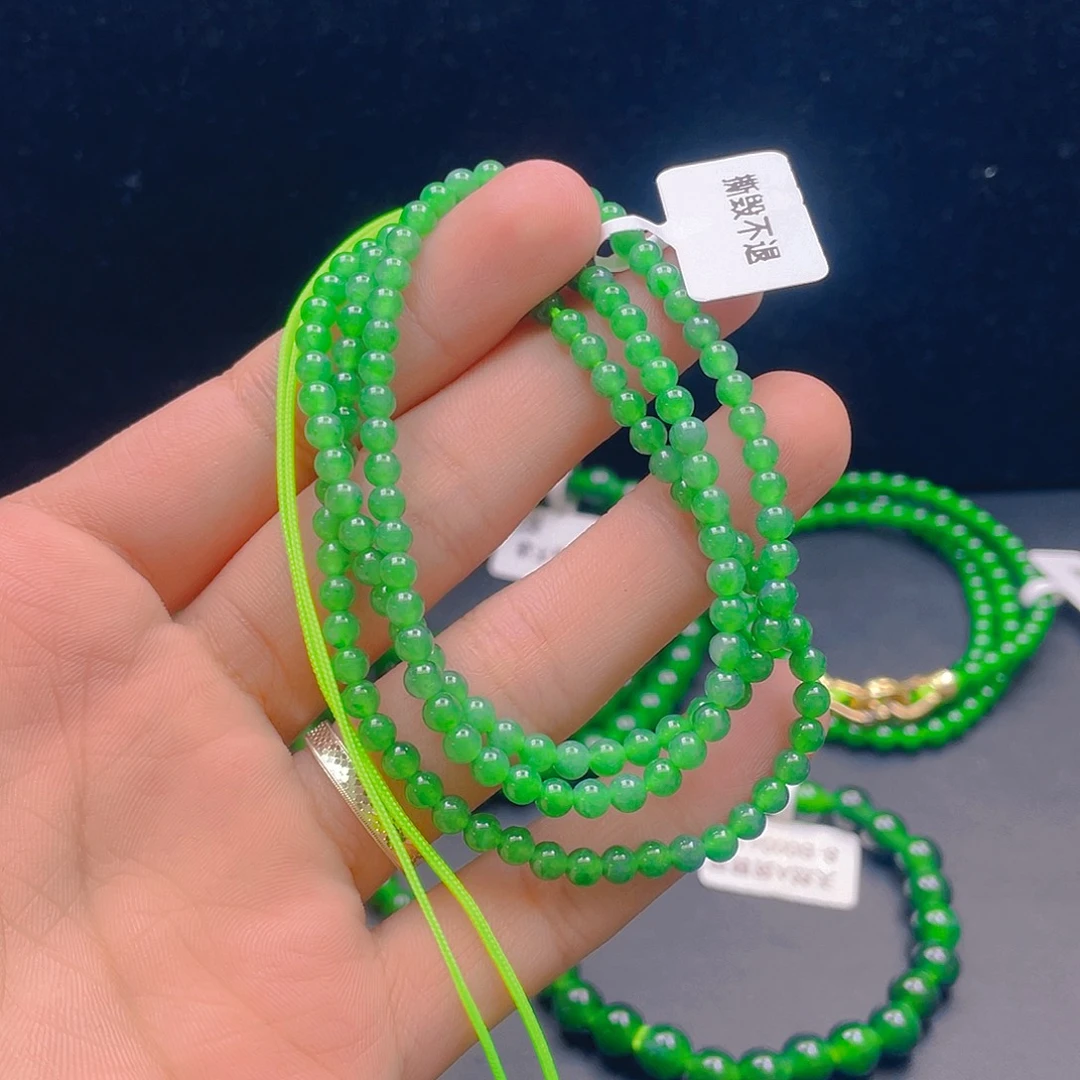 翡翠未镶嵌颈饰