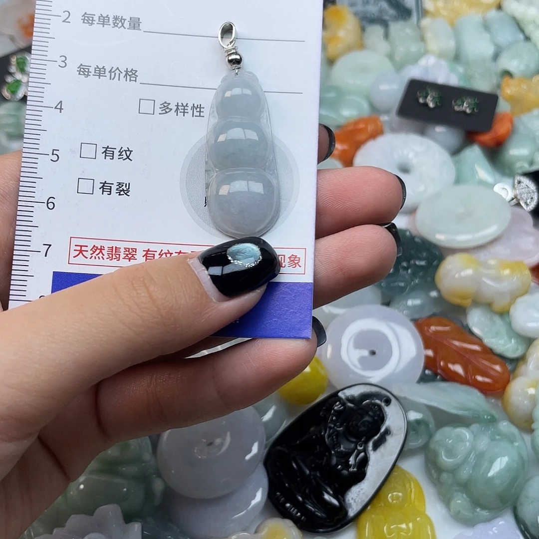 翡翠未镶嵌颈饰641