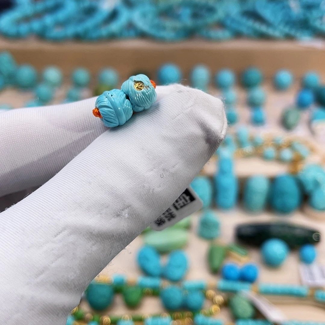 绿松石珠宝奇石未镶嵌