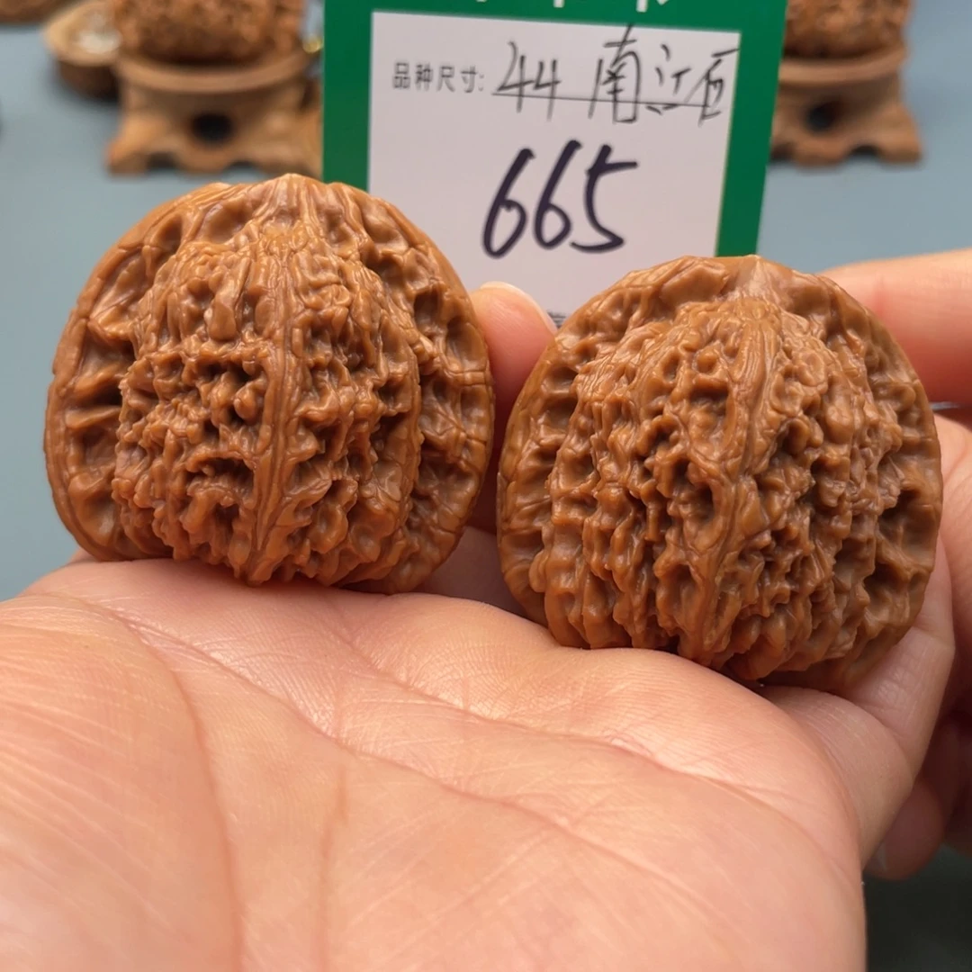 桃核把件文玩核桃