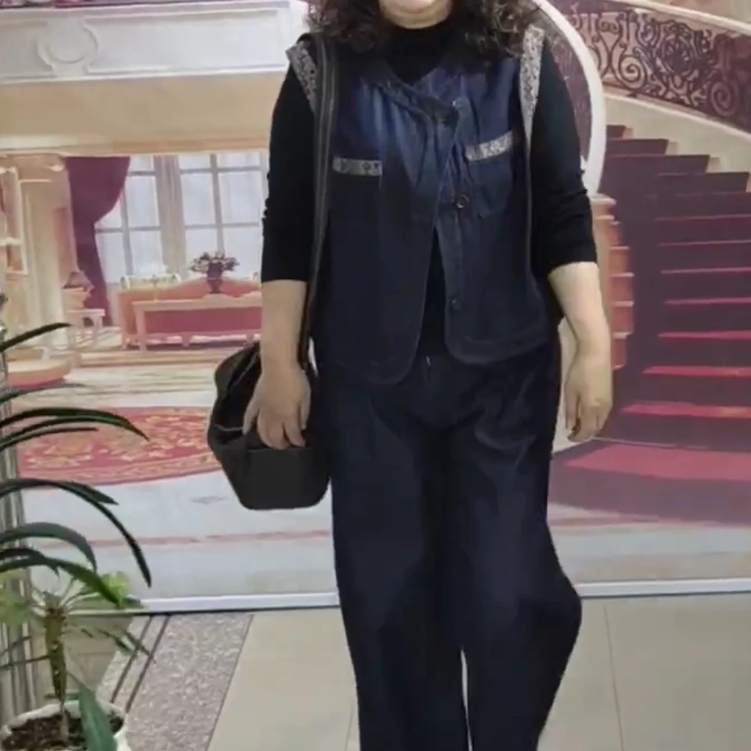 大码女装，马甲加裤子——17026号