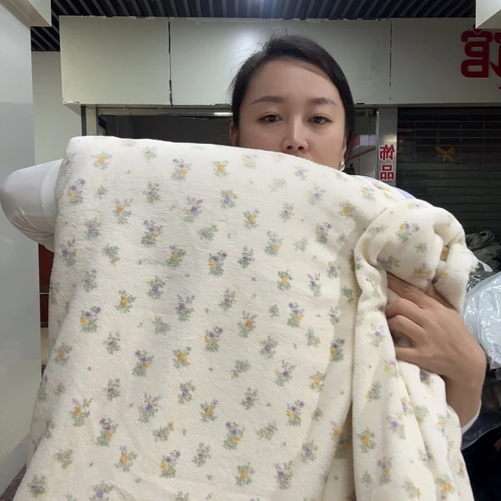 三醋酯纤维聚酯纤维四件套