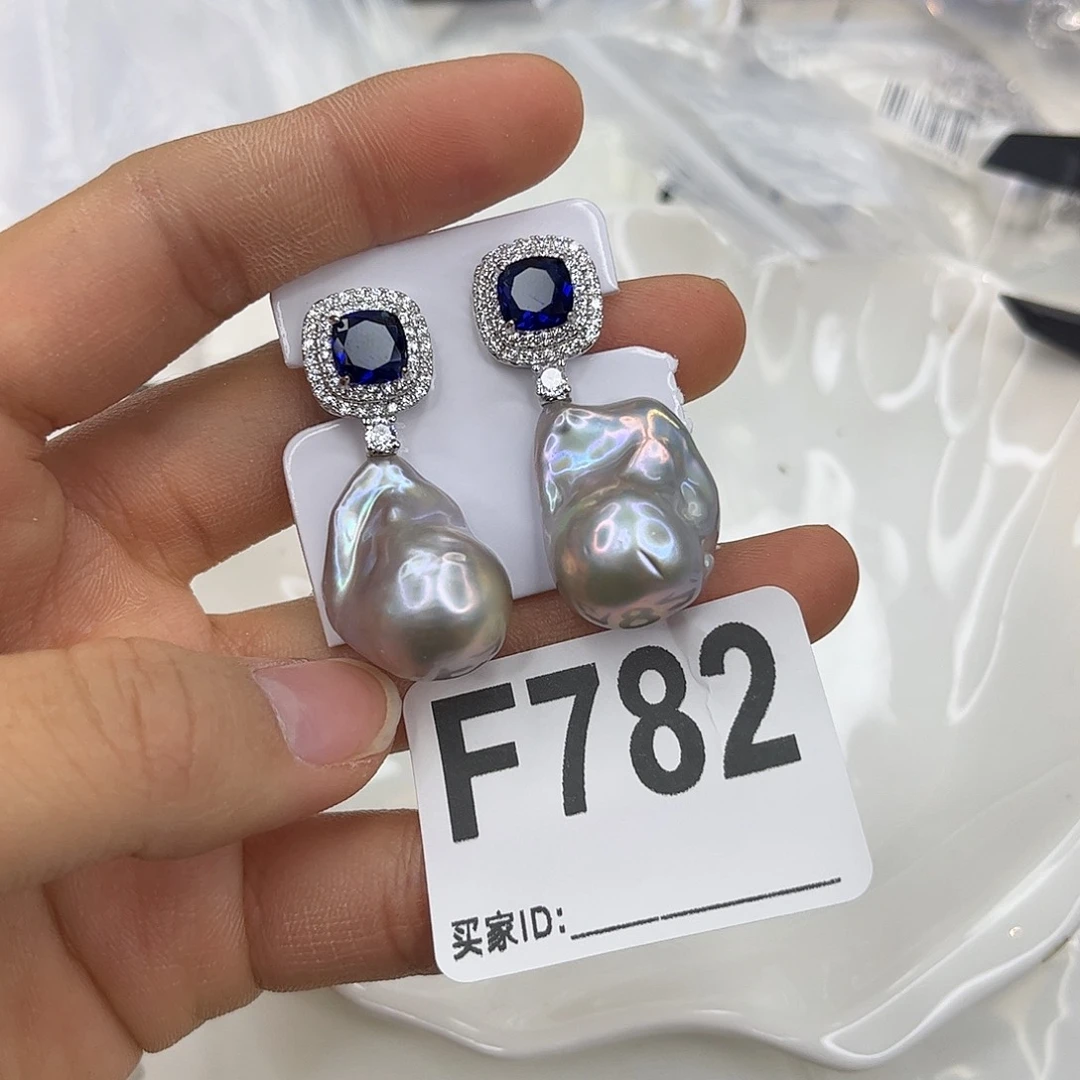 合金淡水珍珠耳饰