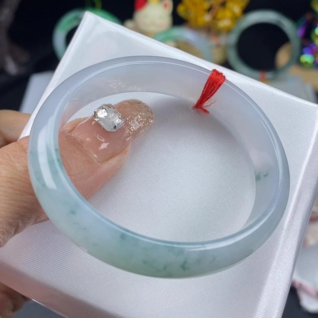 翡翠未镶嵌手镯手镯