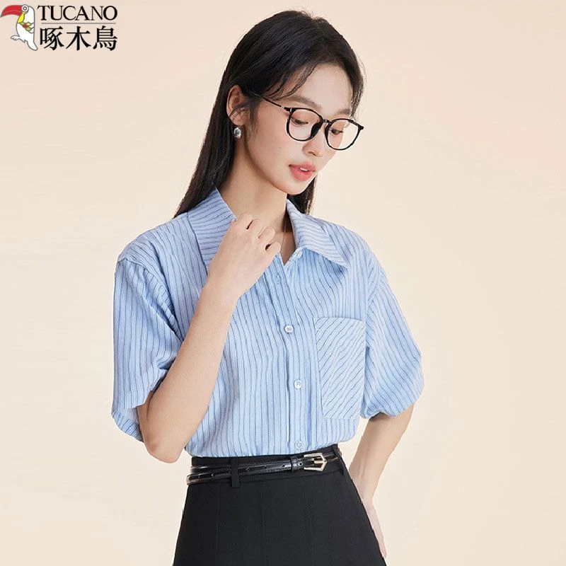 TUCANO/啄木鳥新款蓝色条纹衬衫短袖夏季休闲宽松通勤衬衣女上衣