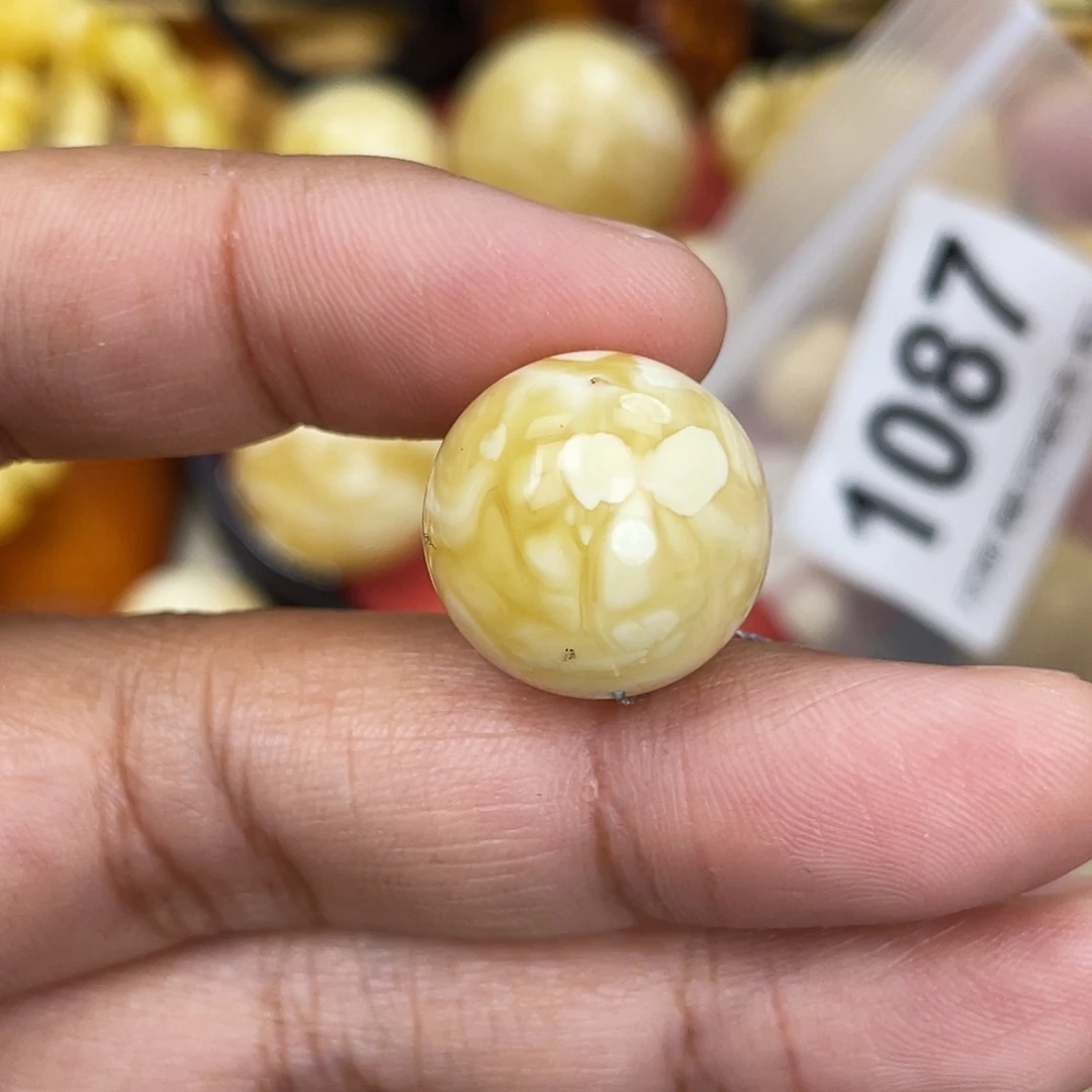 蜜蜡未镶嵌珠宝奇石粉18