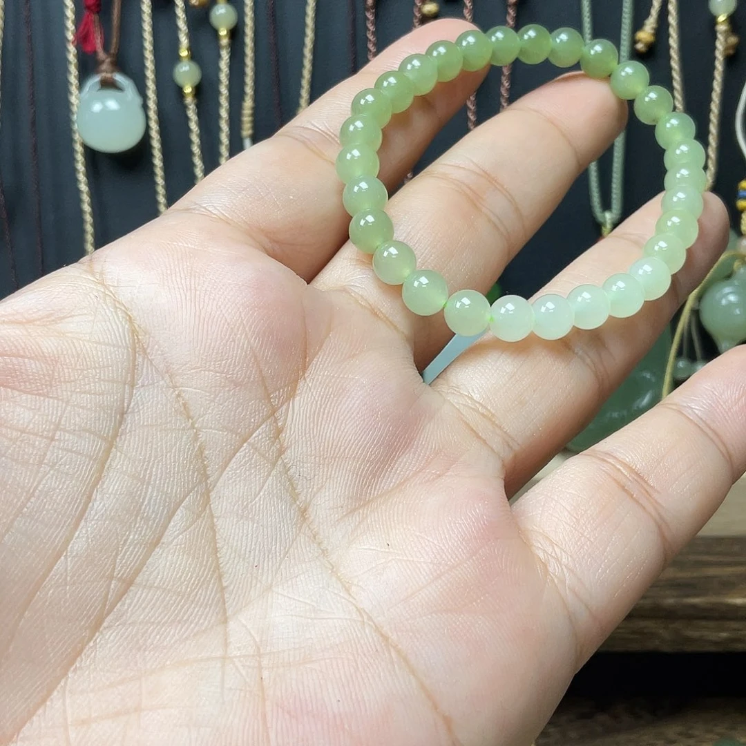 和田玉未镶嵌手串